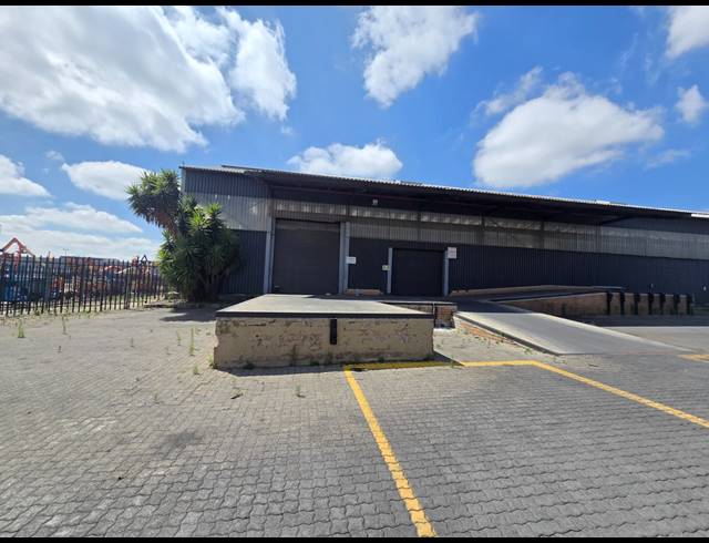 14,150M² FACTORY TO LET IN TUNNEY